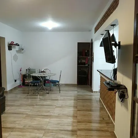 Apartamento no Itaguá com estacionamento-2